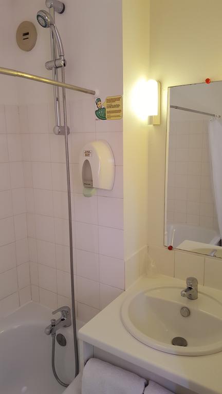Fasthotel Tarbes Semeac - Un Hotel Fh Confort Exterior foto